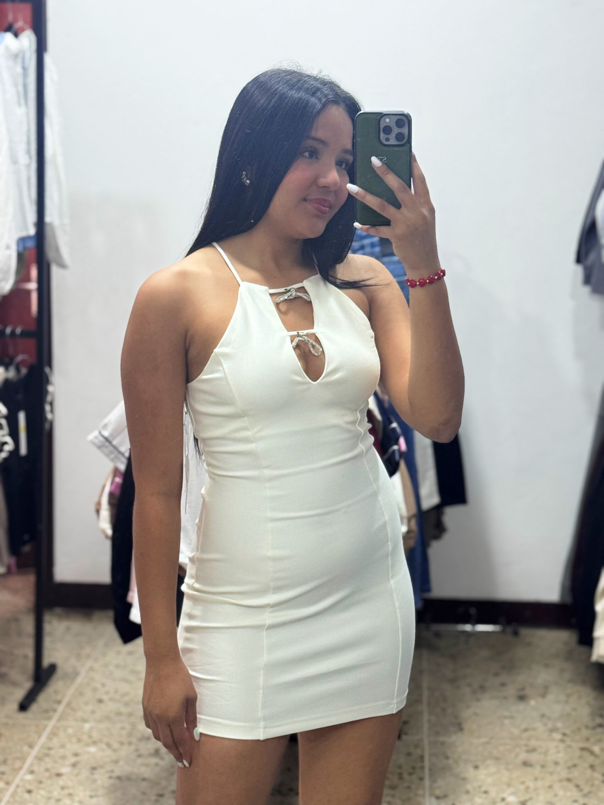 Vestido blanco ajustado